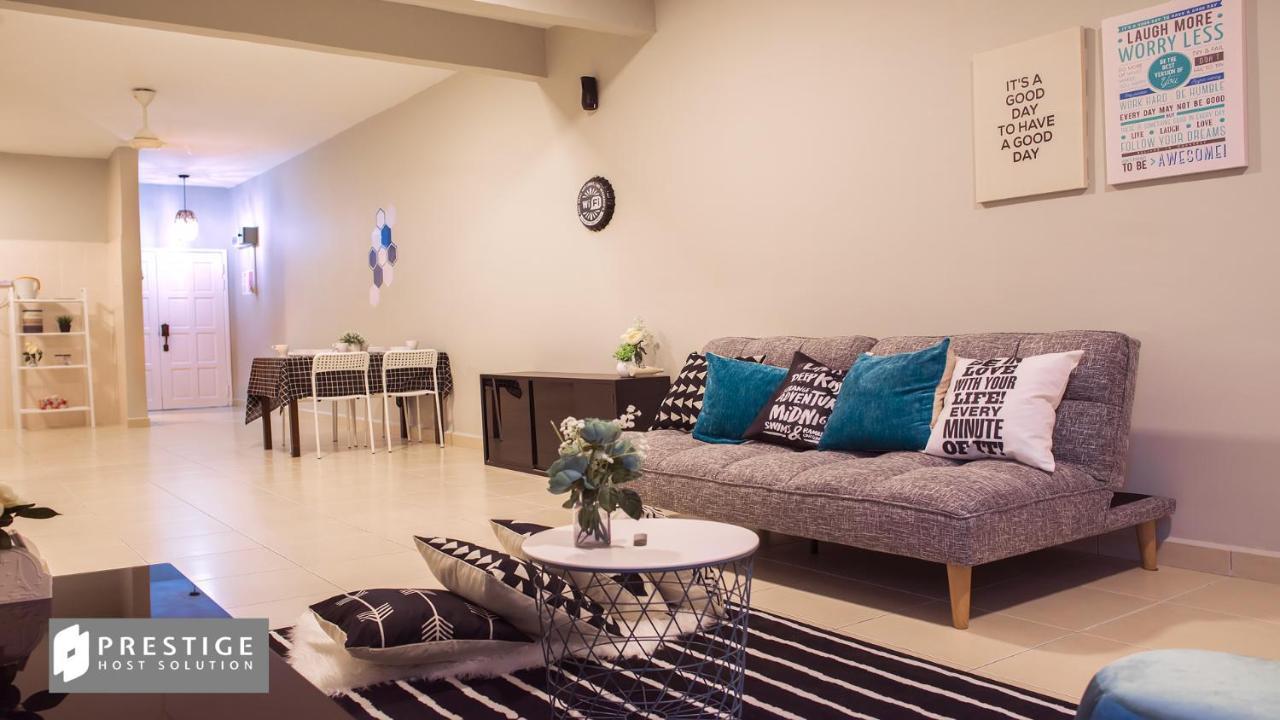 Prestige Pelangi Riverside'S Home Kota Bharu Kültér fotó
